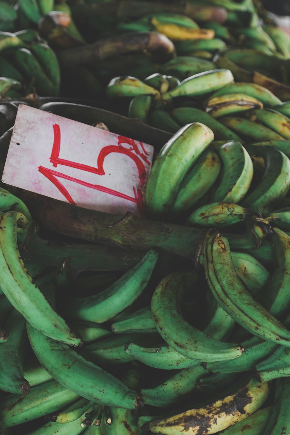 unripe banana lot