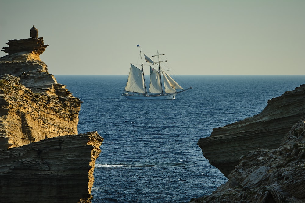 Navio Galeão no Mar