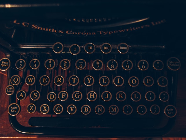 black and brown typewriter