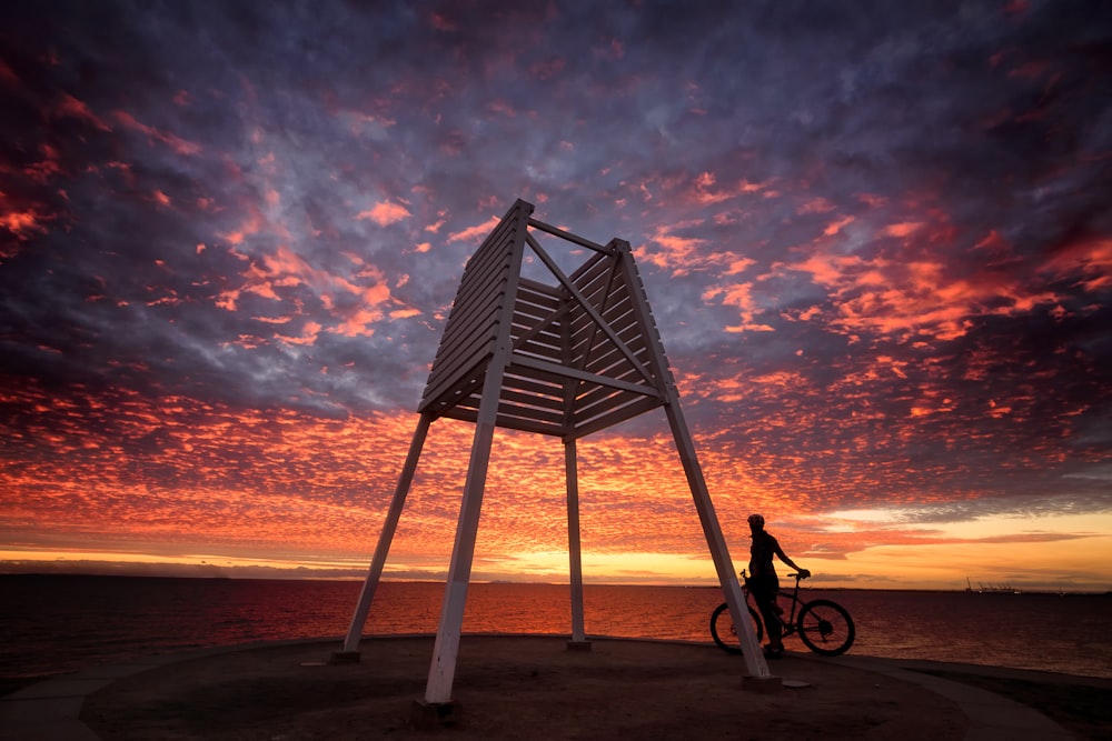 brown lifeguard chair