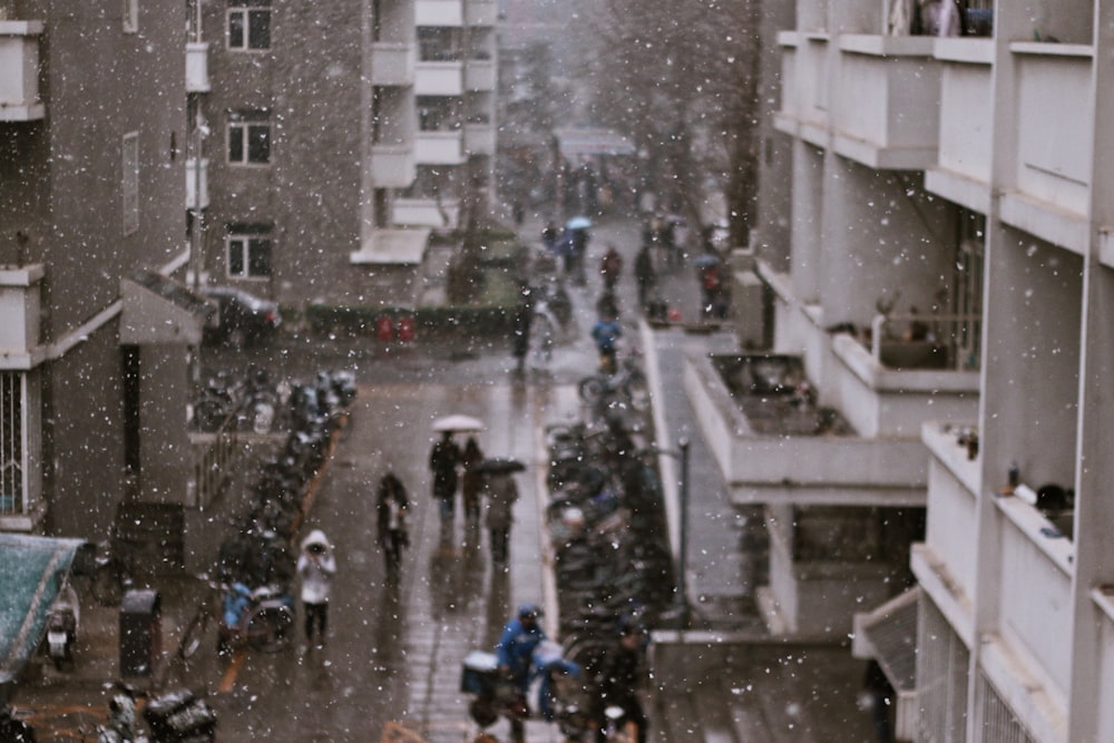 shallow focus photography of people near building