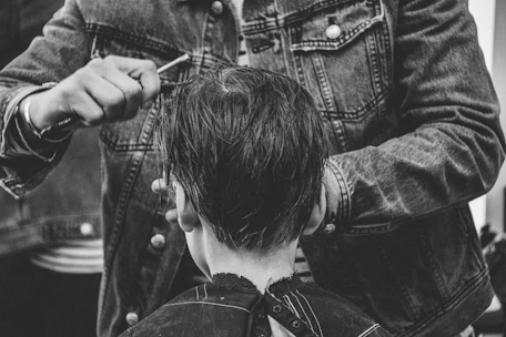 Corte de pelo infantil en barbería Motril | The Original Barber Shop