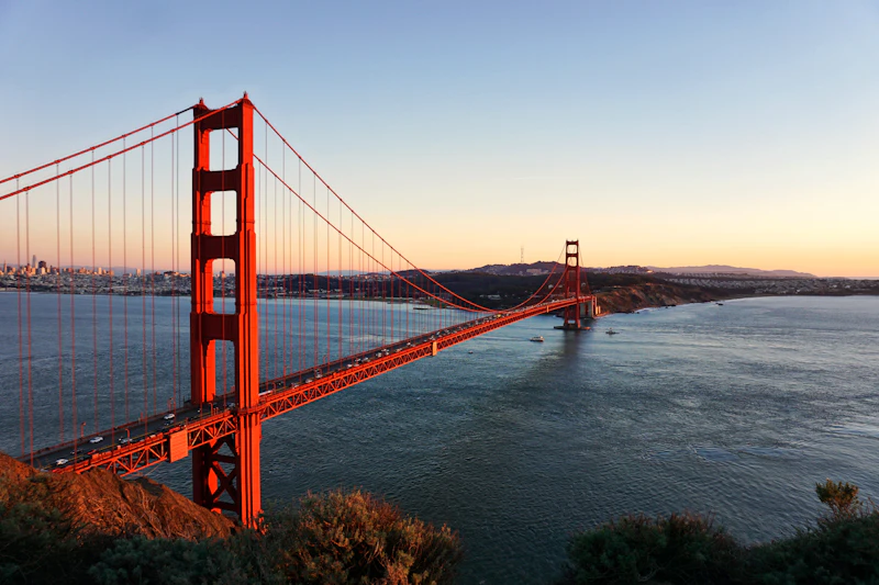 Golden Gate Bridge and San Francisco skyline at dusk