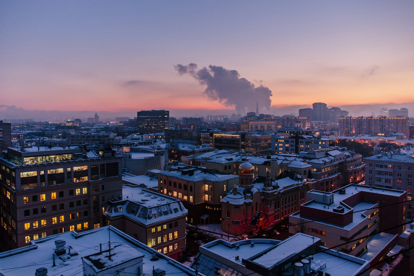 Rooftops in Moscow, Russia (Alexander Popov via Unsplash)