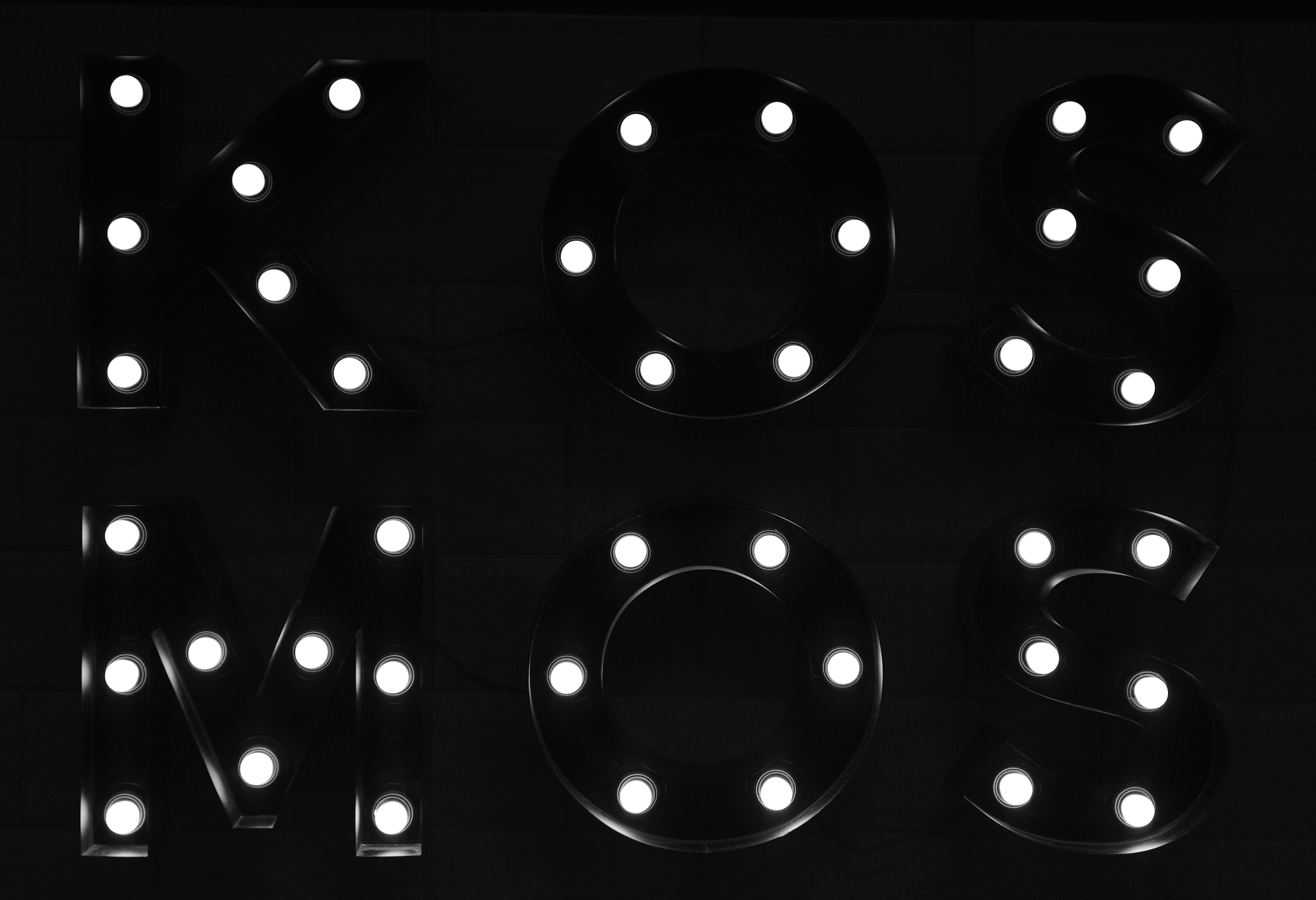 photo-1521876438841-8c717ccd93a6?ixlib=rb-1.2.1&ixid=eyJhcHBfaWQiOjEyMDd9&auto=format&fit=crop&w=1462&q=80