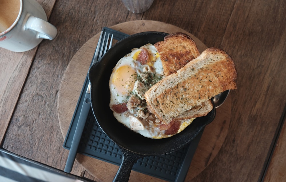 toasted bread and fried egg