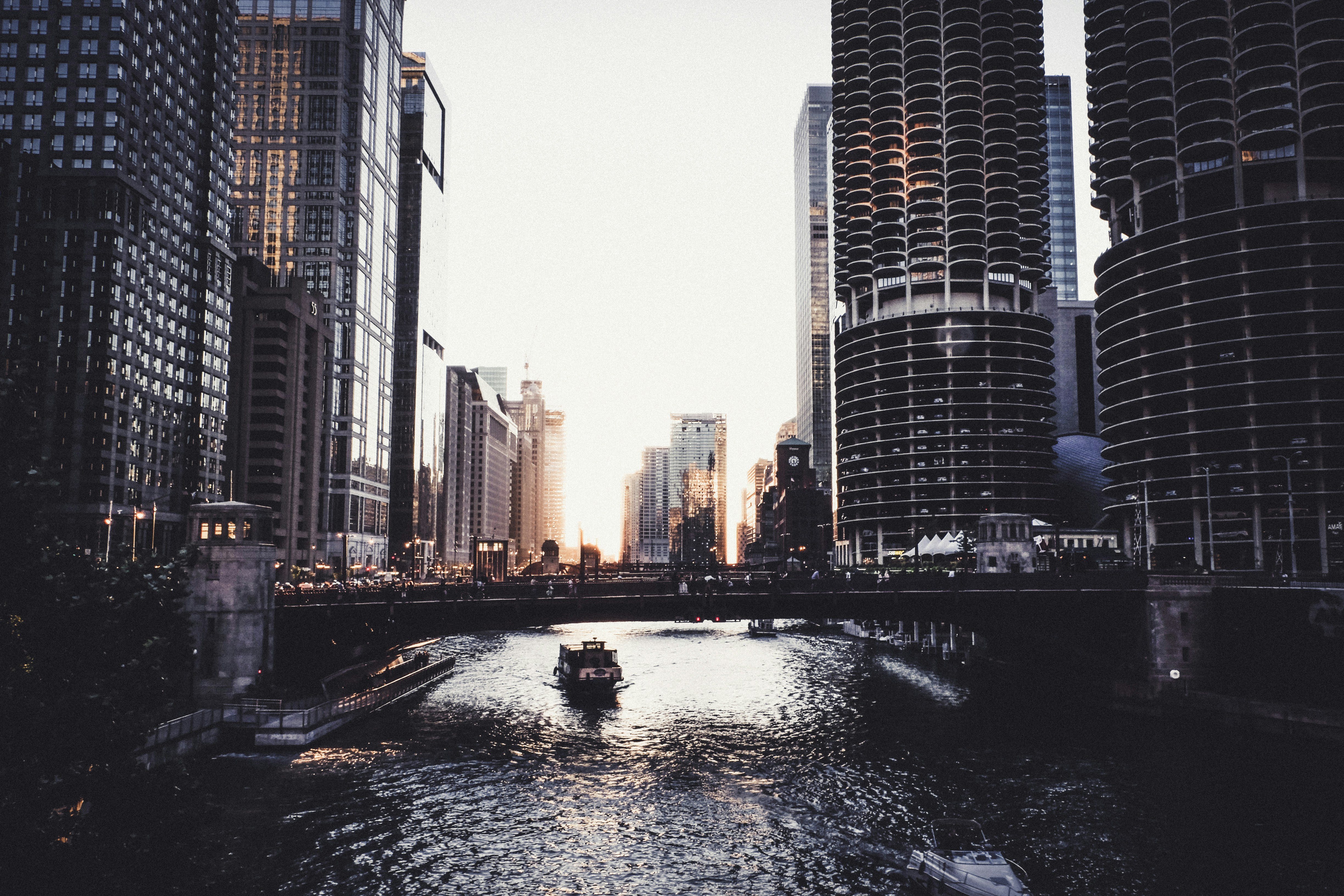 This photo reminds me of this perfect moment. The sun was setting over Chicago and I just stood there and watched the whole thing, on my own. Sometimes you need to stop and appreciate what life’s giving you.