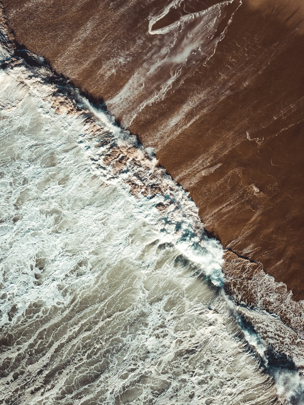 birds eye view photo of seashore