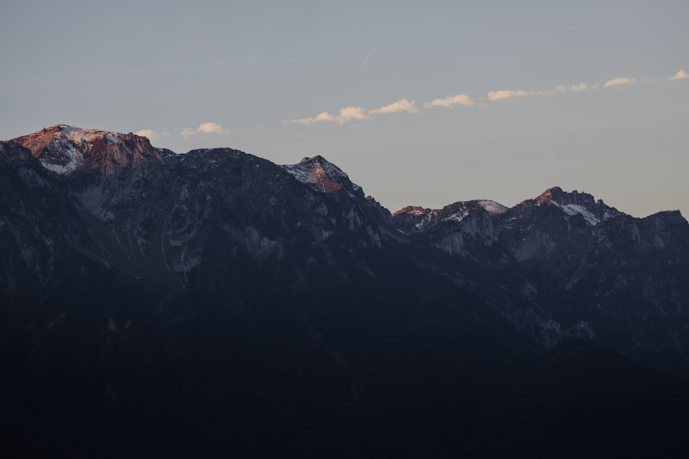 aerial photo of mountain wallpaper