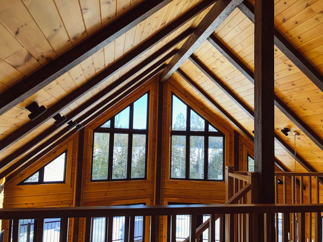 brown wooden house, Retreat cabin