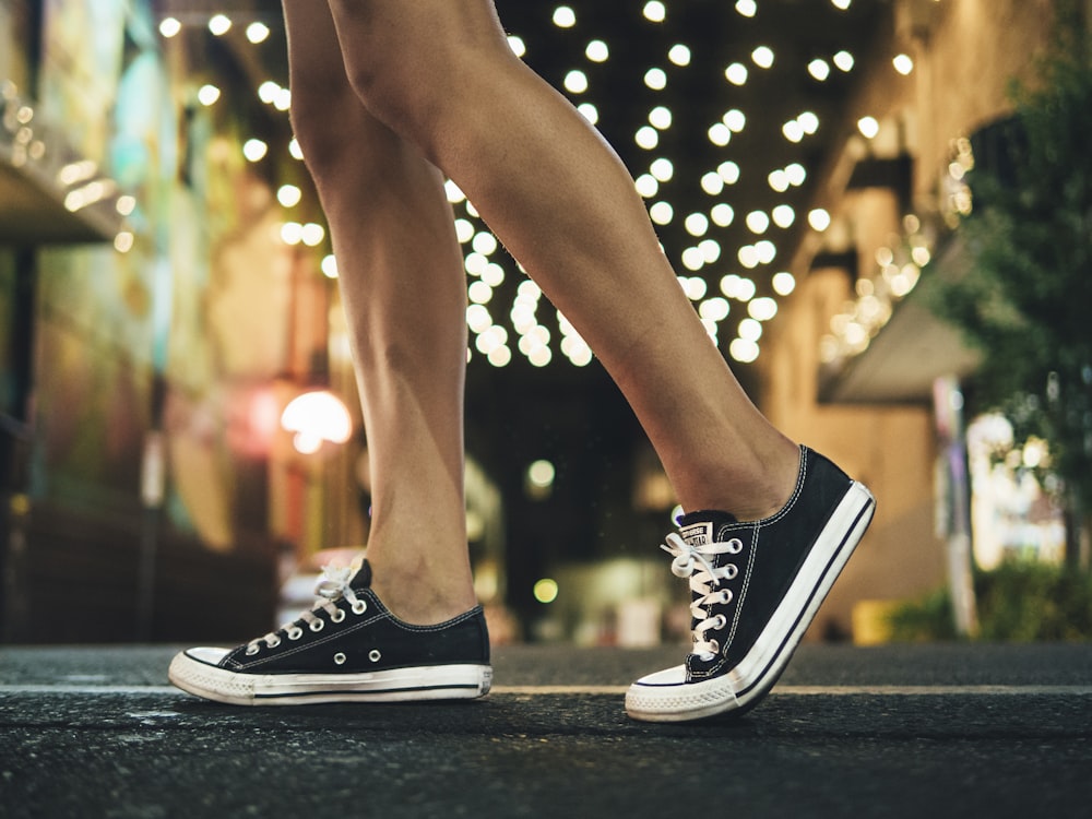 Legs Walking Pictures | Download Free Images on Unsplash