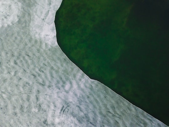 white textile in Lake Geneva United States