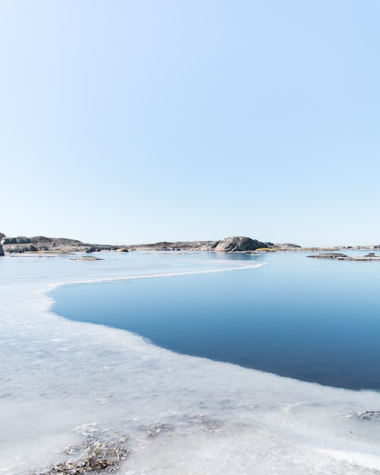 photo of Hönö Ocean near Iglesia Oscar Fredrik