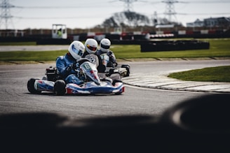 Pub Crawl Riga go karting