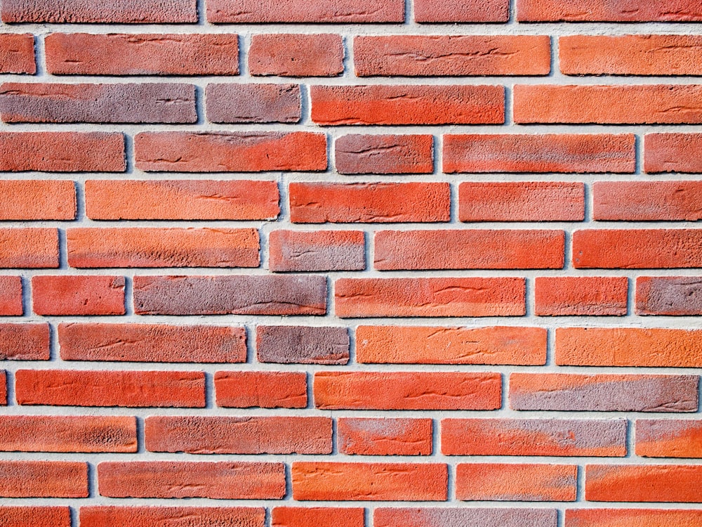 pared de ladrillo de arcilla roja