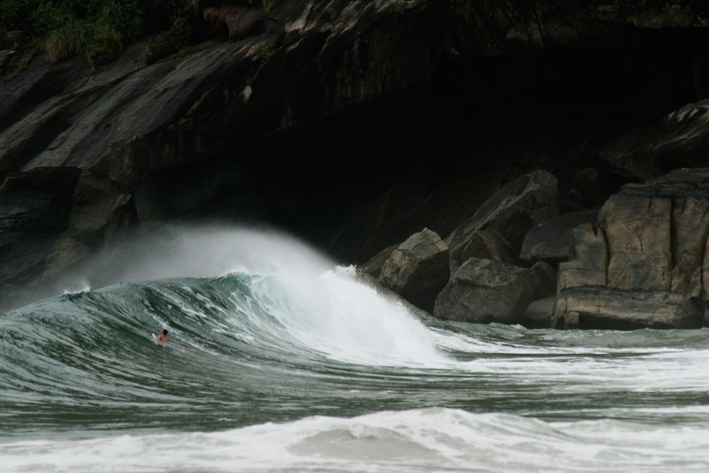 ocean waves on mountain