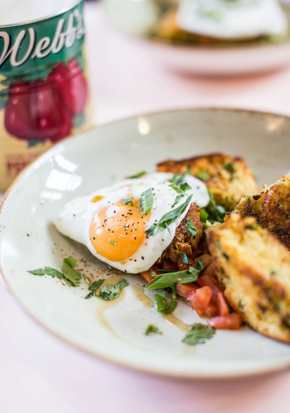 shallow focus photography of sunny-side up egg