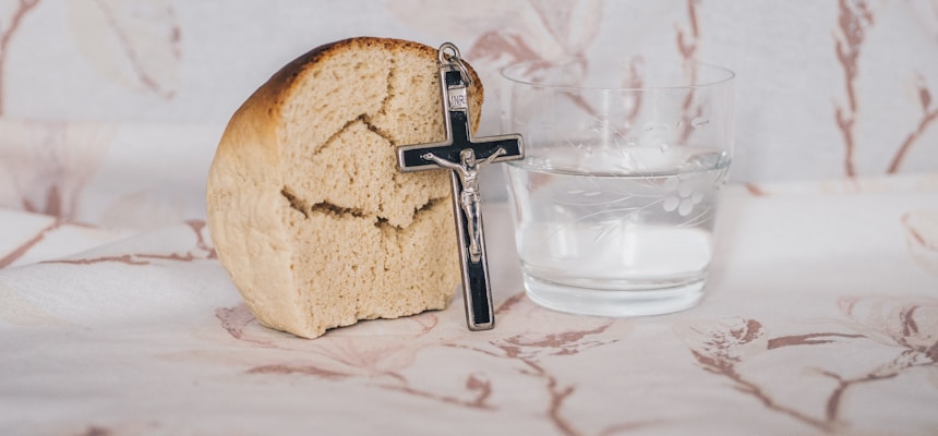 What is the difference between Lent fasting and abstinence?