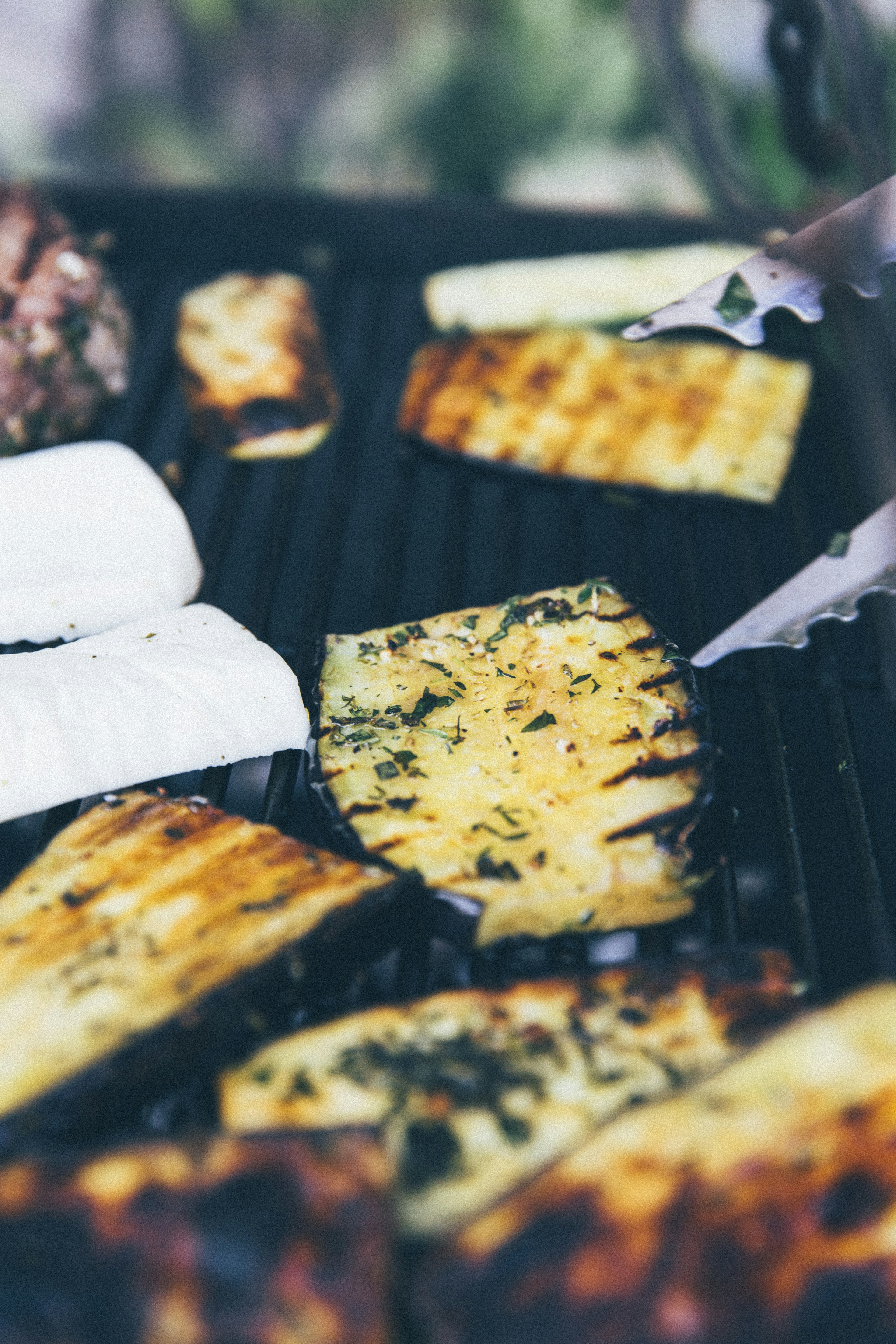 Greek skewers of courgette, tomato & feta