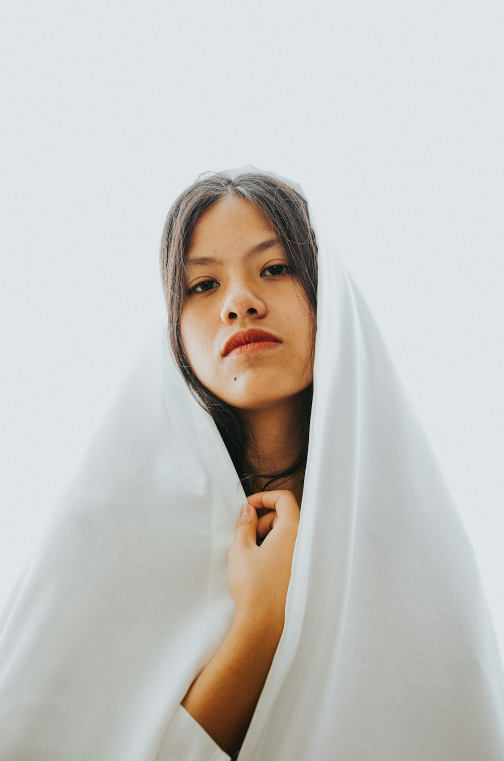 woman wearing white hijab