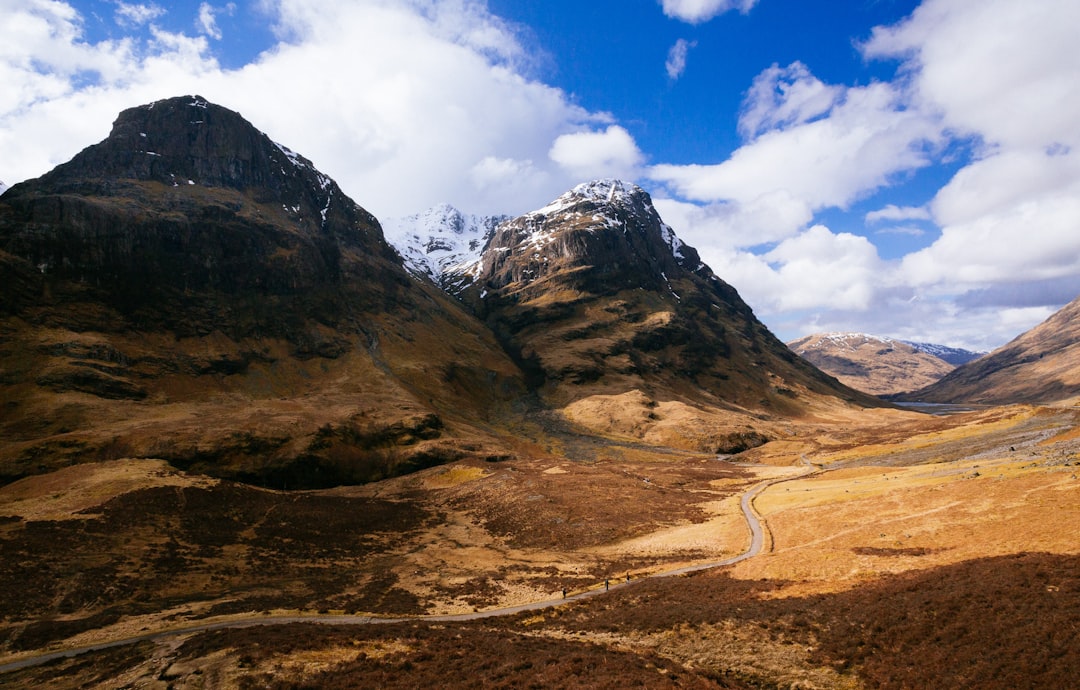 travelers stories about Hill in Glencoe, United Kingdom