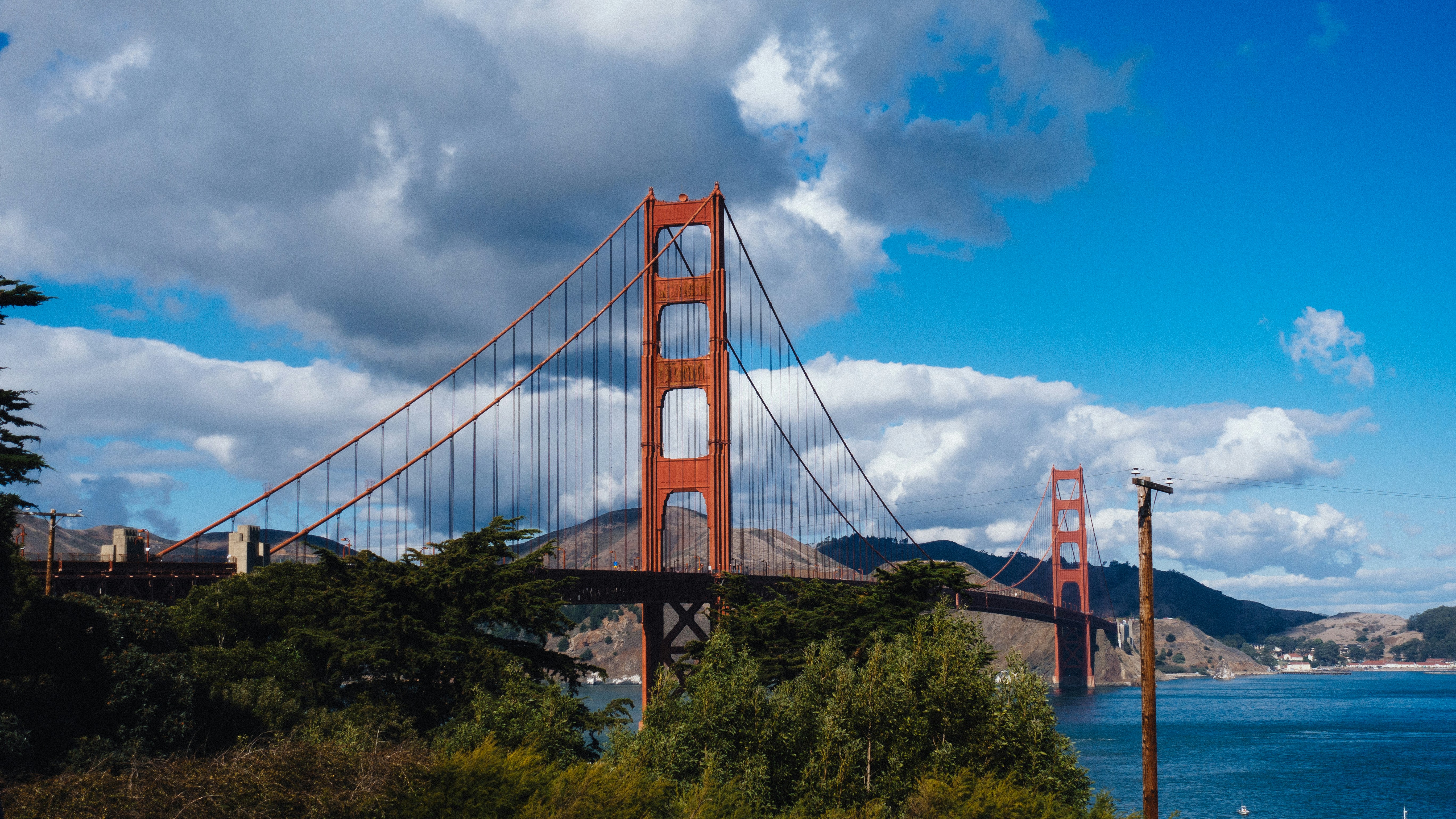 photo-1522684940452-8af85f5e4d42?ixlib=rb-1.2.1&ixid=eyJhcHBfaWQiOjEyMDd9&auto=format&fit=crop&w=1778&q=80