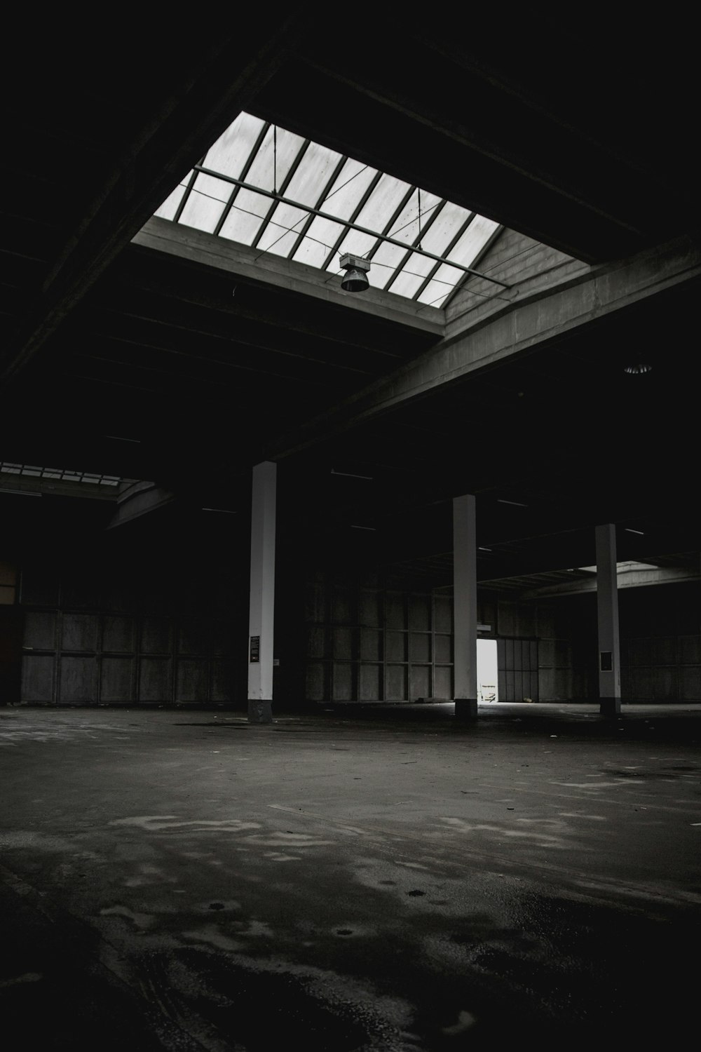 27 Garage Pictures Download Free Images On Unsplash