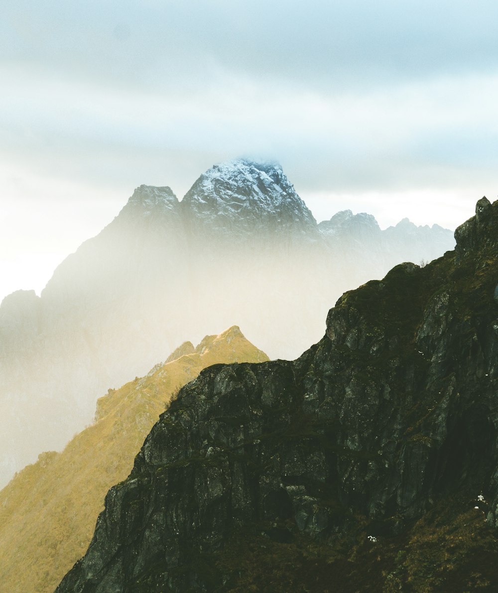 fog-covered mountains during daytime