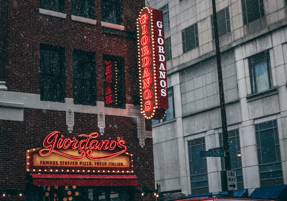 Giordano's store front