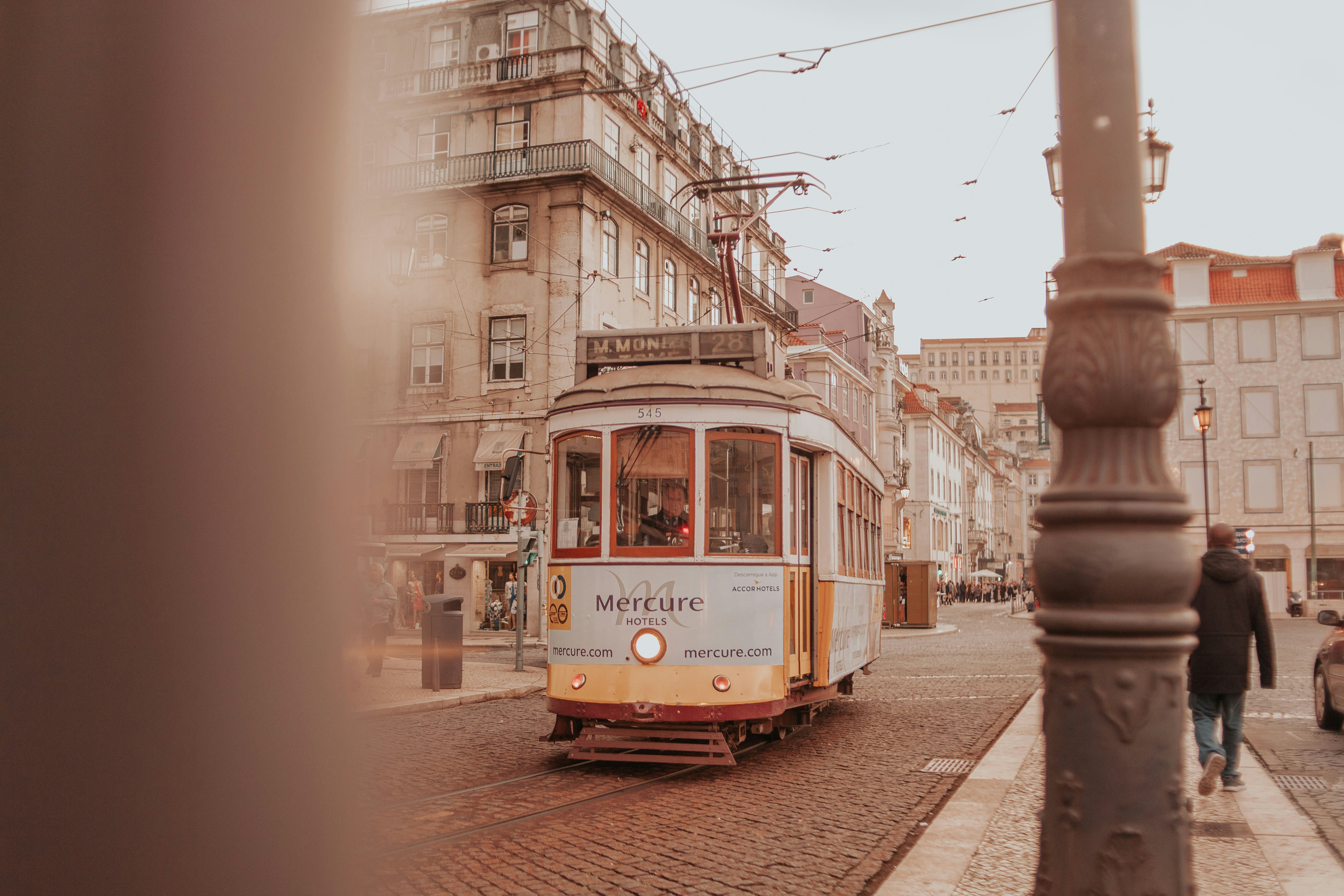 tram between houses, lisbon street