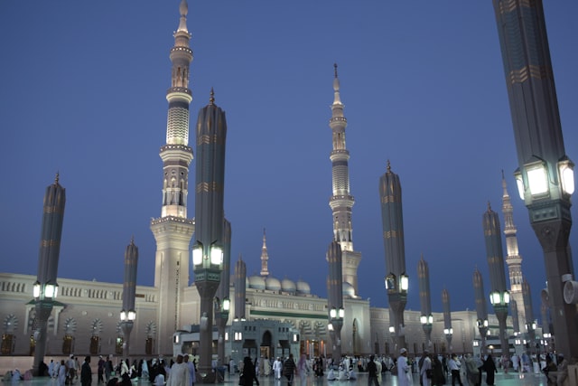 Jeddah Airport to Madinah Hotel