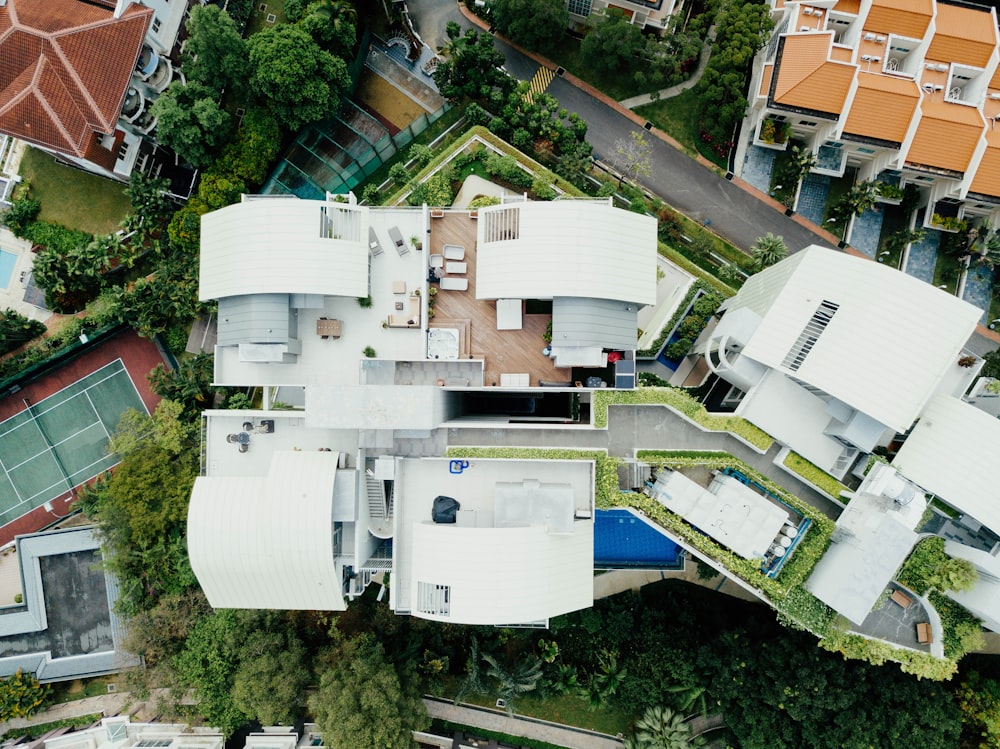 Photo aérienne de maisons pendant la journée