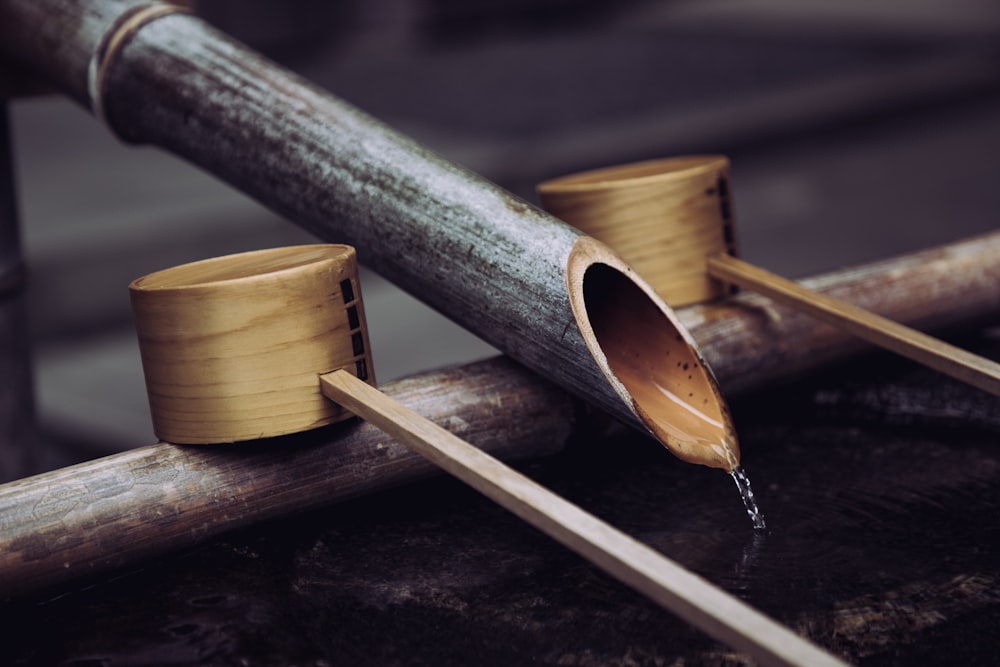 sistema de água de bambu cinza