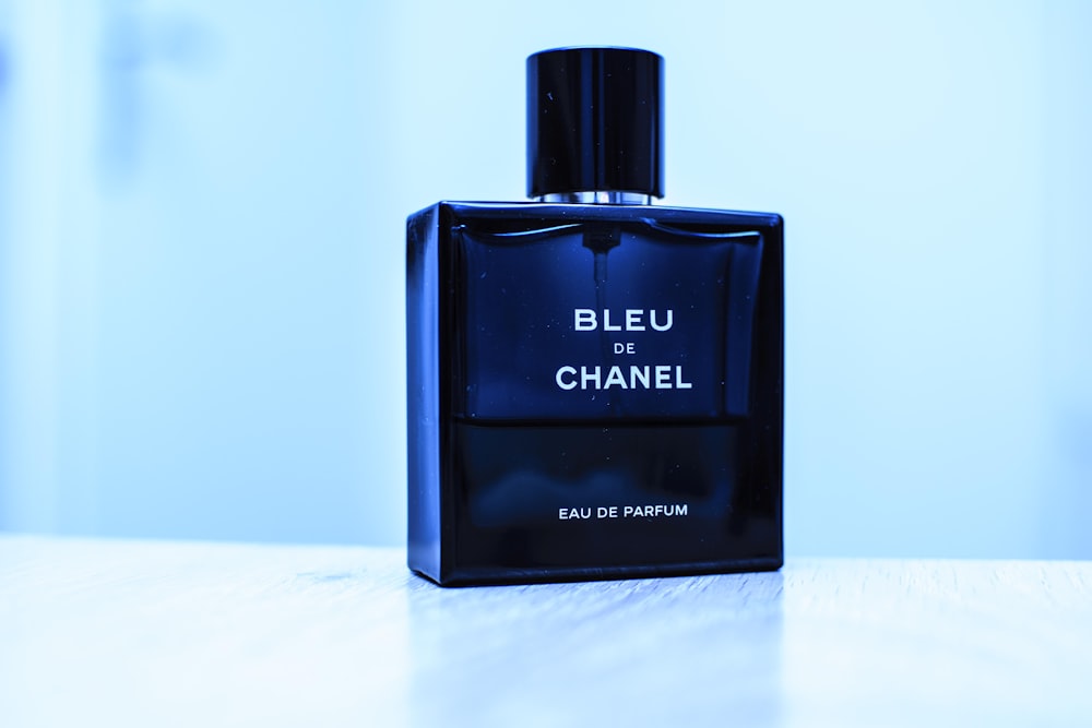 Bleu De Chanel Fragrance For Men Stock Photo - Download Image Now - Chanel  - Designer Label, Perfume, Box - Container - iStock