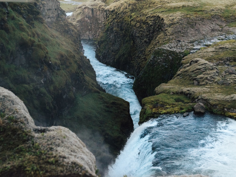 waterfalls between rocks