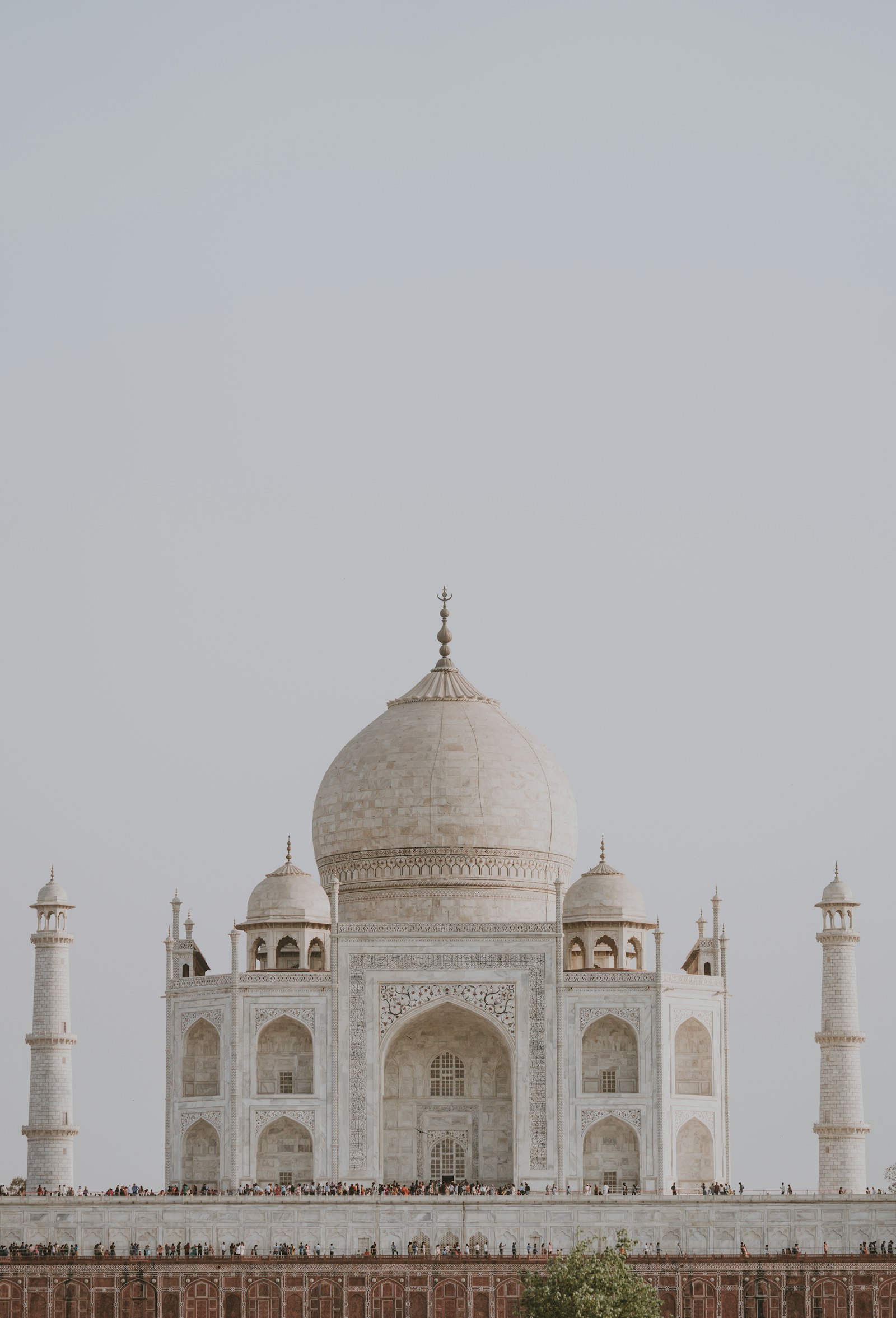 Sony FE 100-400mm F4.5-5.6 GM OSS sample photo. Taj mahal, india photography