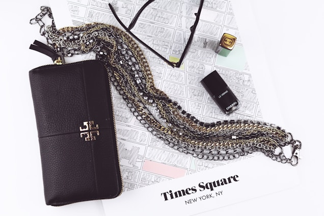 black sling bag