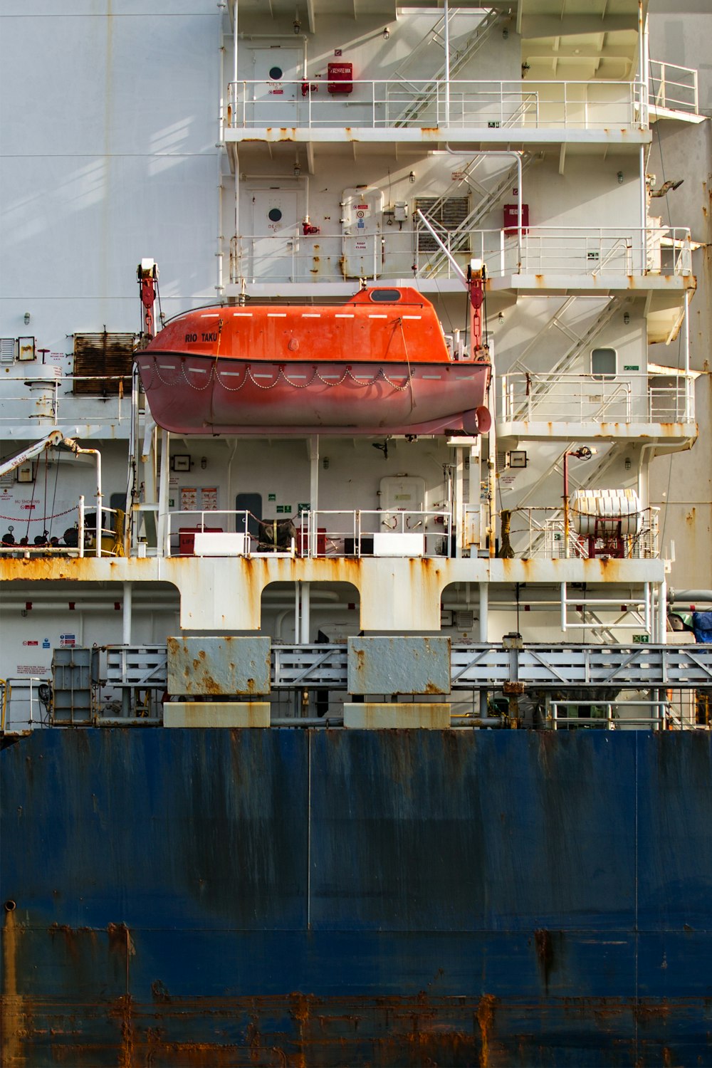 low angle photo ofwhite concrete boat