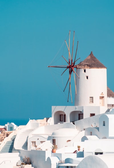 brown and white windmill