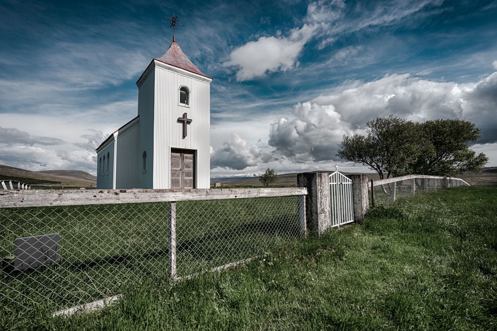 white wooden church at daytime