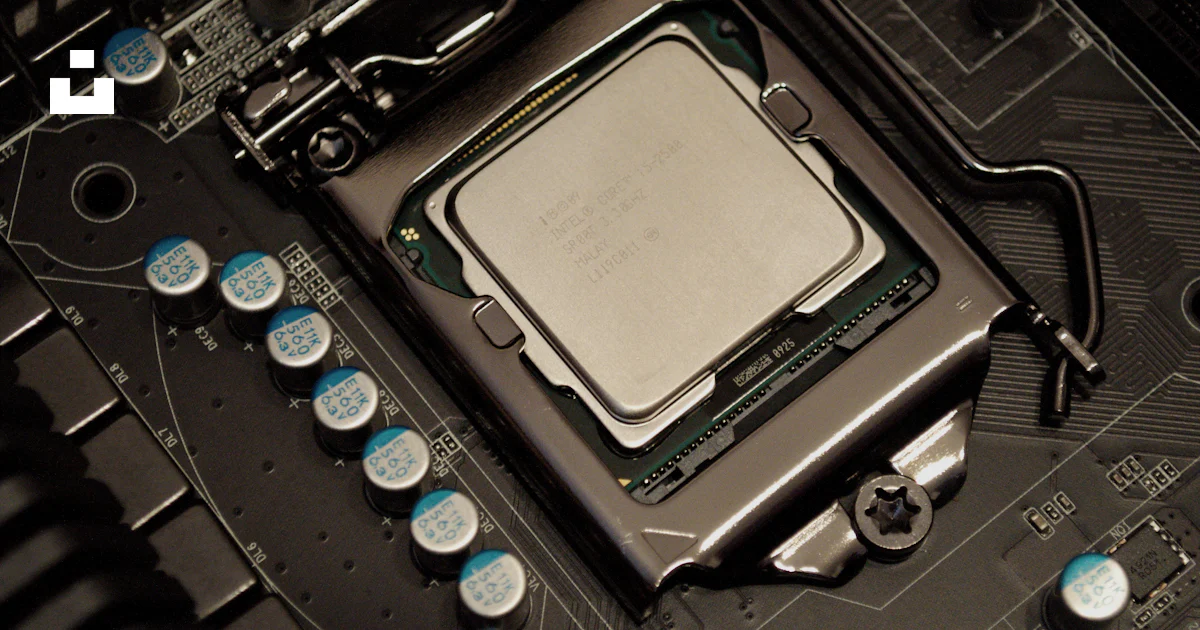 Computer Processor Grey Gray and green computer processor photo – Free Computer Image on Unsplash