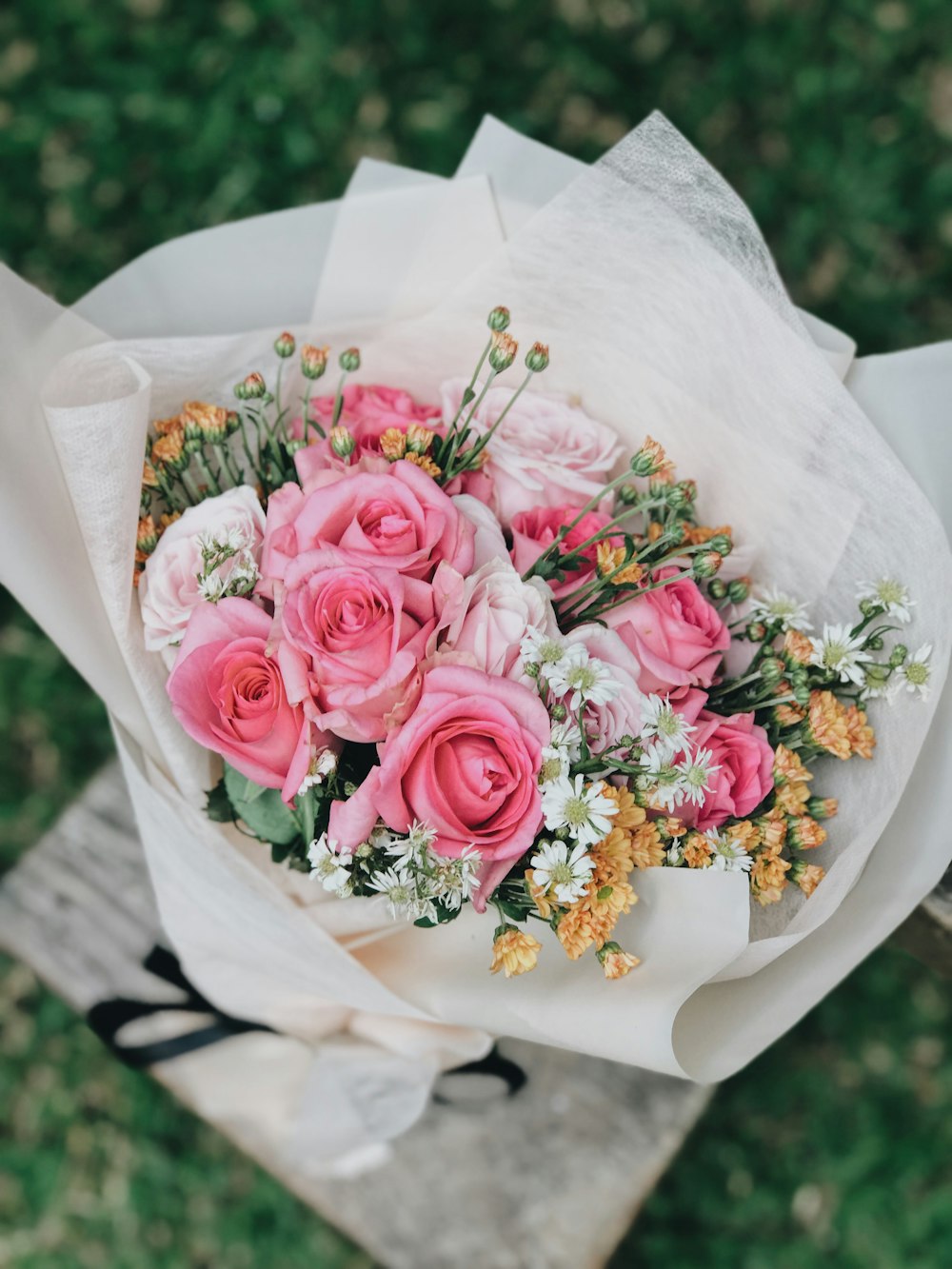 pink and white rose bouquet