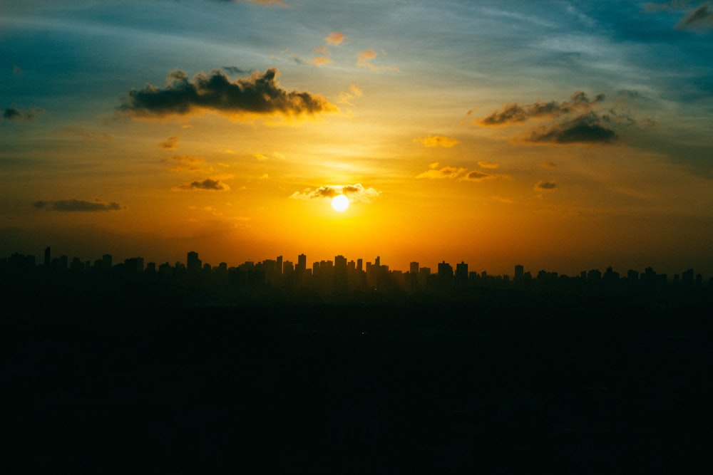 silhouette of buildings