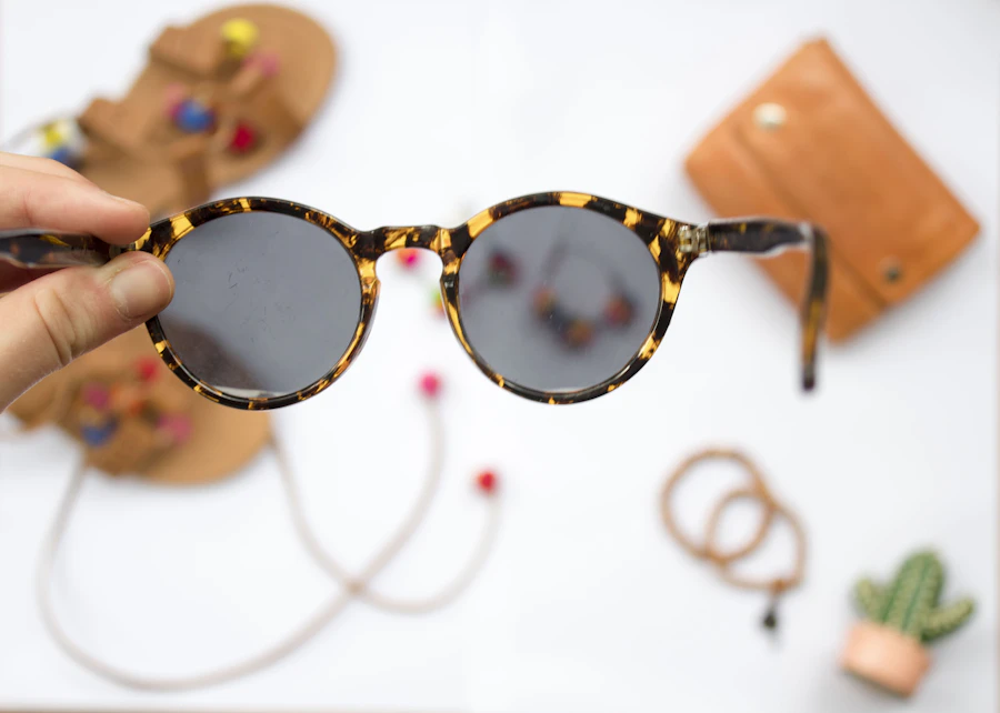 Women's fashion accessories