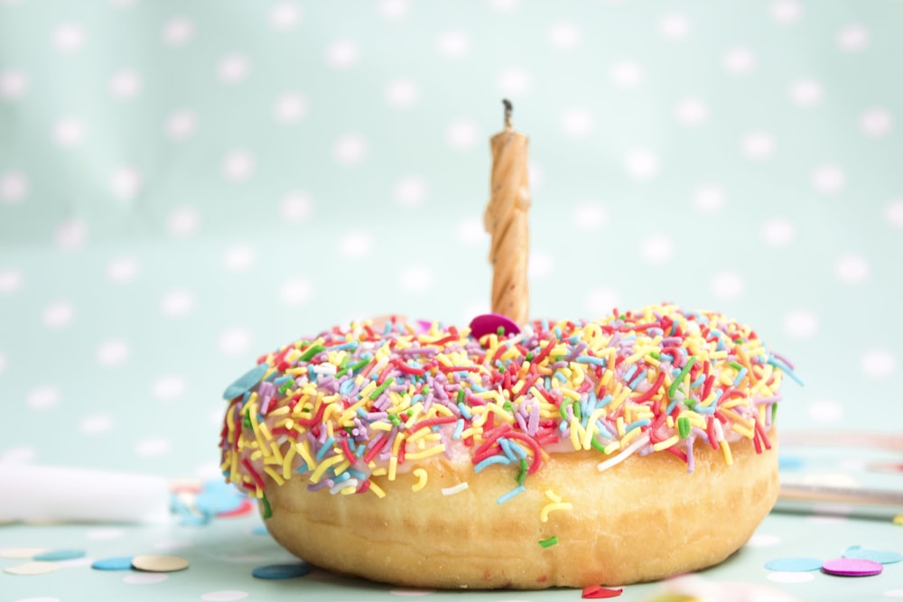 photography of doughnut cake