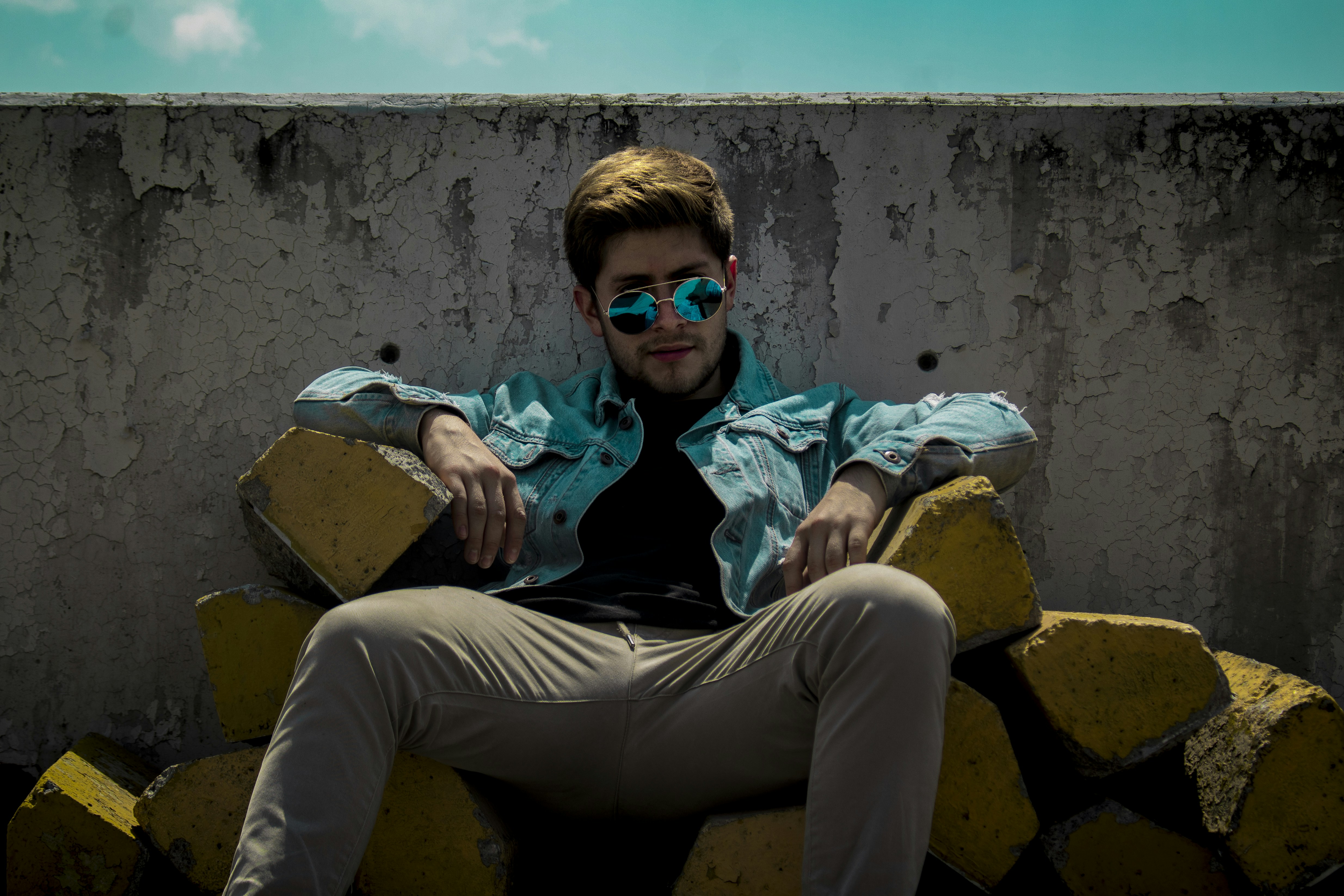 king sitting