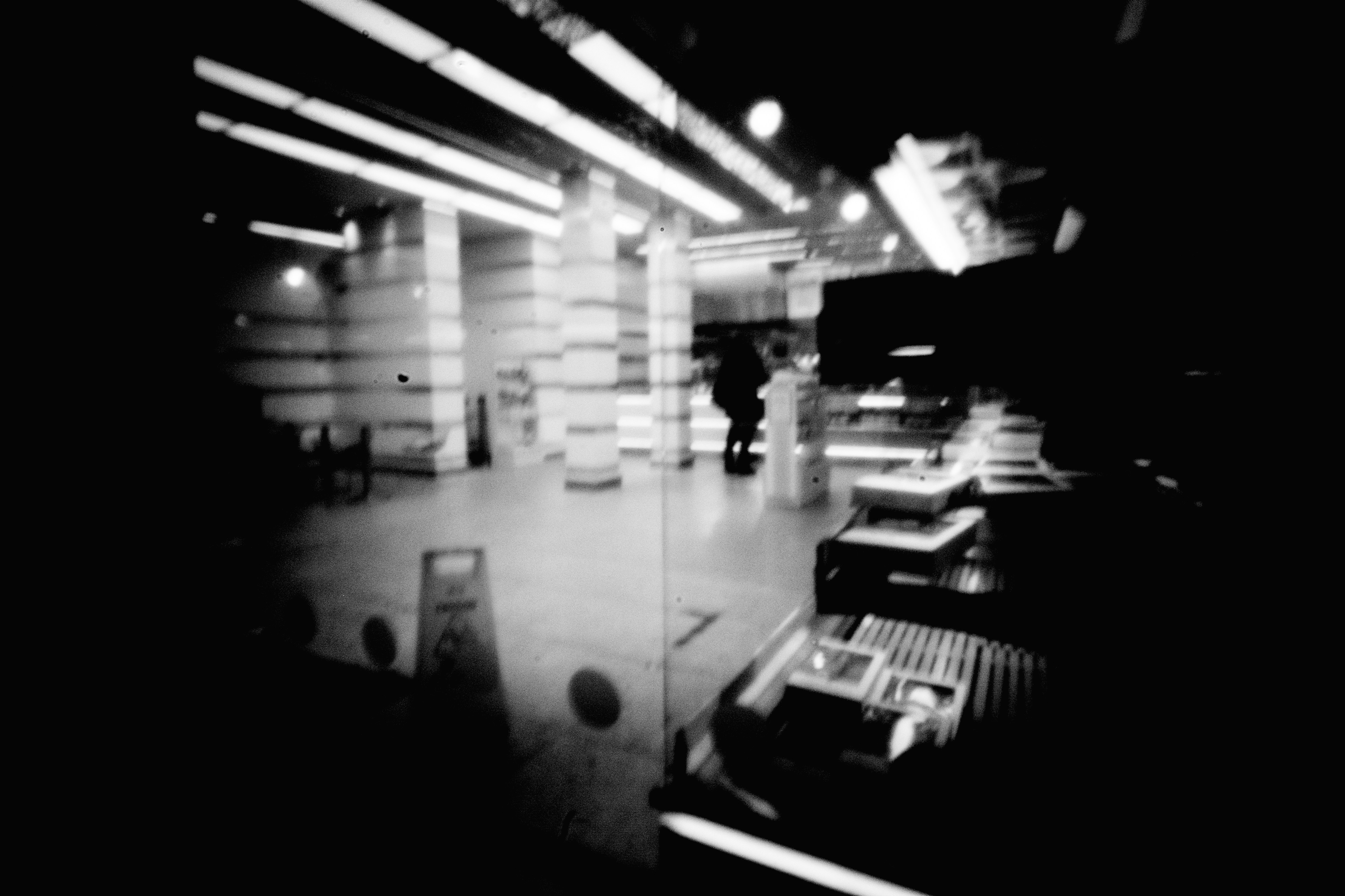 华为讲解员，科技之光的摆渡人与解码者