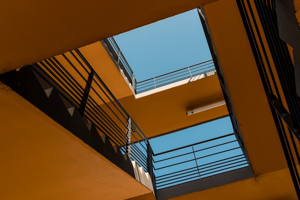 bottom view of concrete building