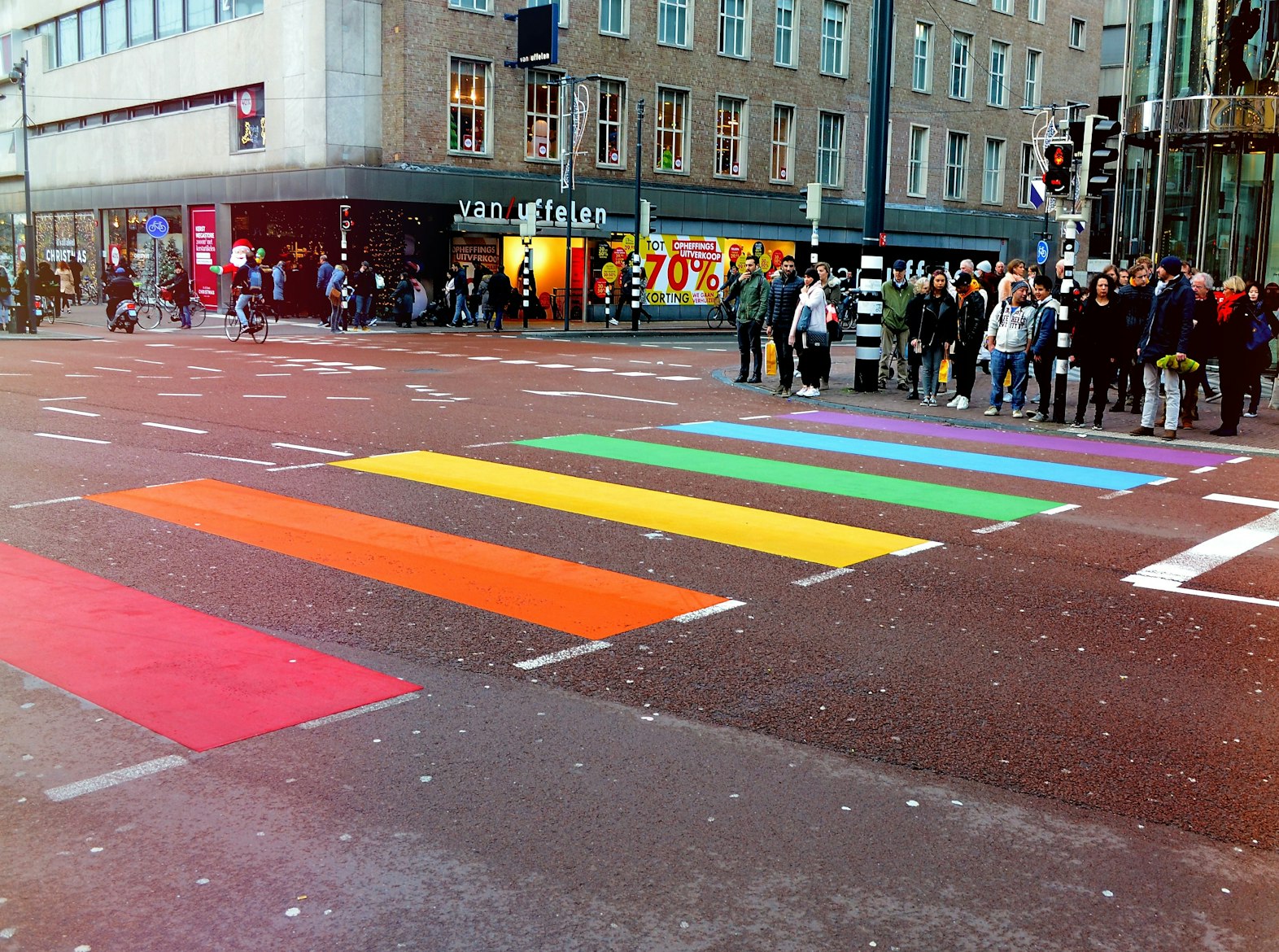 The Rainbow Crossing in Utrecht, Netherlands (Tayla Kohler via Unsplash)