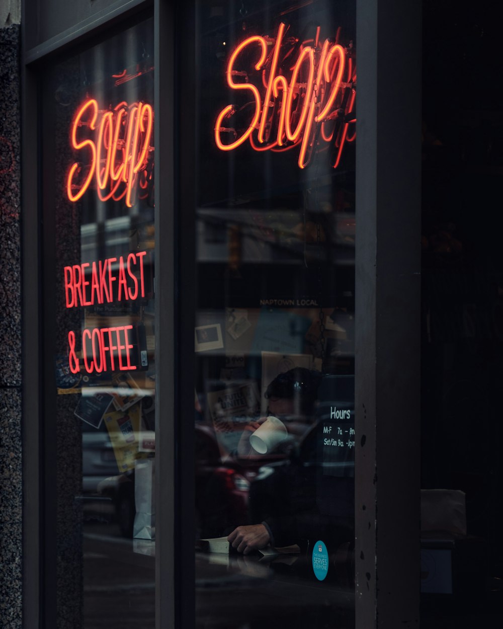 Magasiner le petit-déjeuner et le café